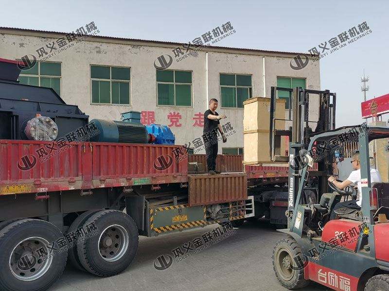 鵝卵石粉碎機廣泛用于哪些行業(yè)，原理是什么？